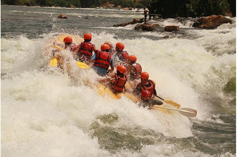 white-water-rafting-rafting-nile-river