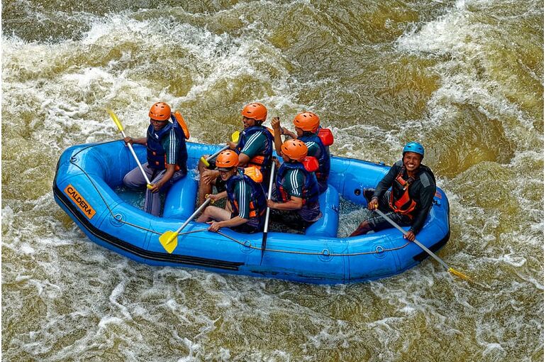 adventure-boat-fun-indonesia