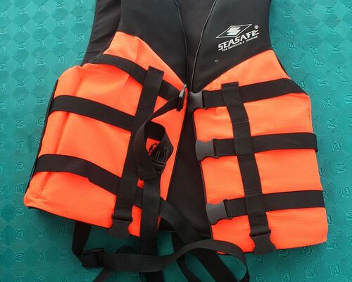 life-jackets-best-life